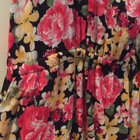 Floral romper - Picture 2 of 4